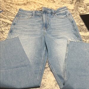 Hollister Light Blue Straight-leg ultra high-rise Mom Jeans.